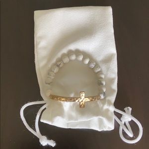 🌸 3 for $15 🌸 Bracelet, White with Golden Cross